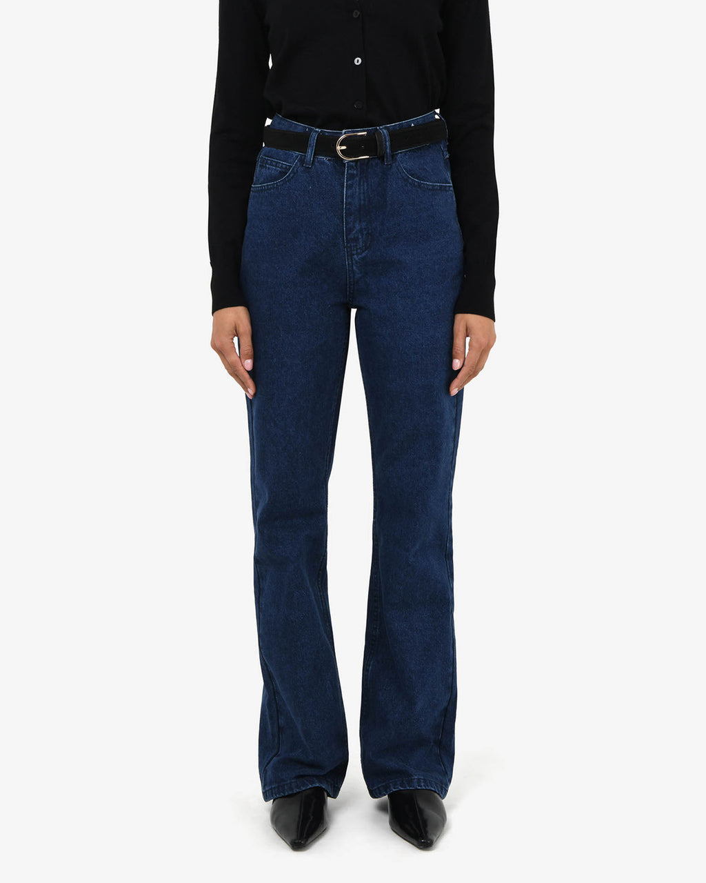 Merith Bootcut Jeans in indigo — close-up view