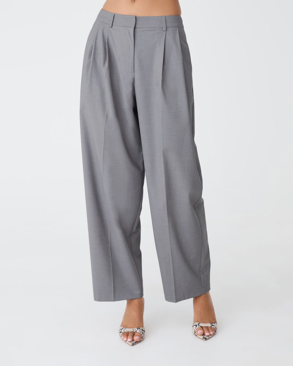 Matilda Relaxed Barrel Pants in melange grey — close-up view