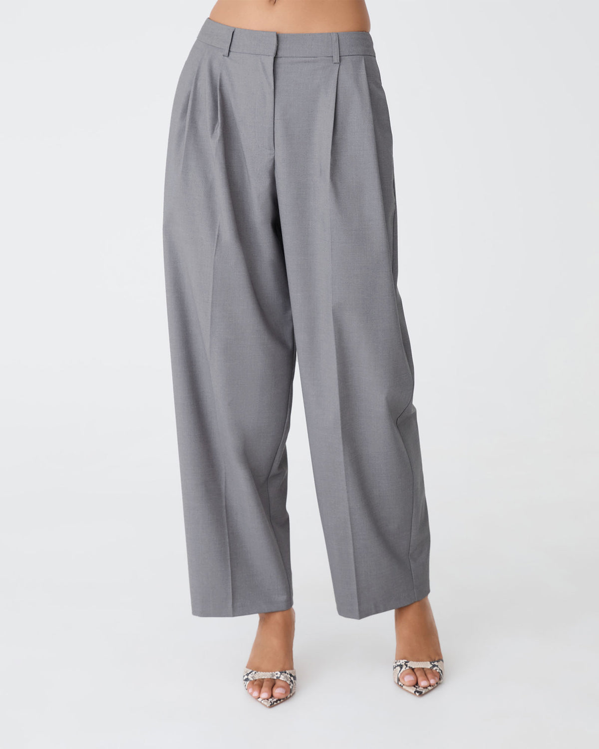 Matilda Relaxed Barrel Pants in melange grey — close-up view