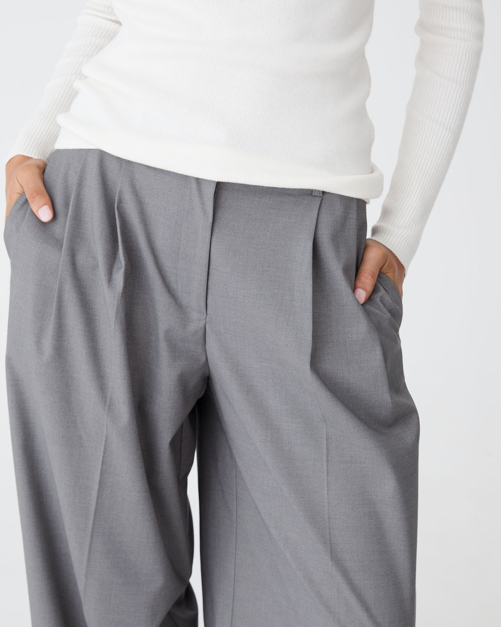 Matilda Relaxed Barrel Pants in melange grey — fabric detail