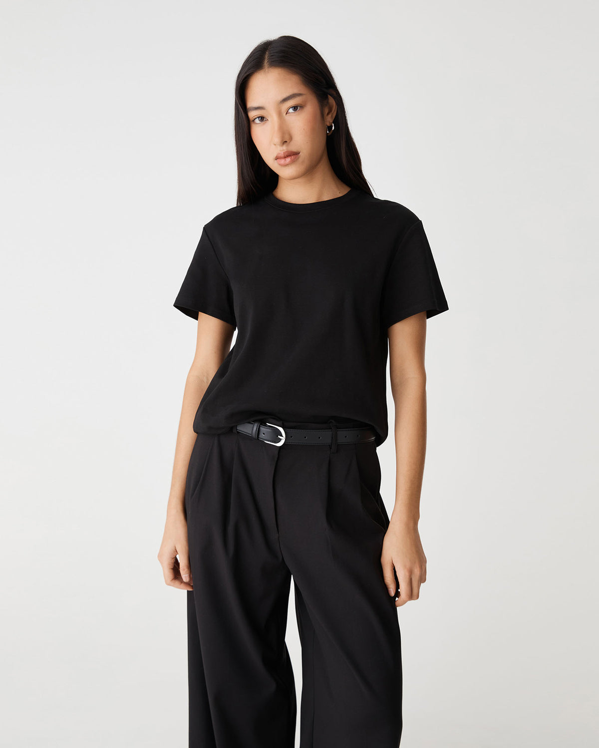 May Relaxed Cotton T-shirt in black — close-up view