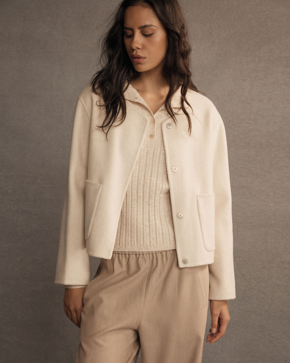 Alani Crop Wool Jacket in light beige — close-up view 3