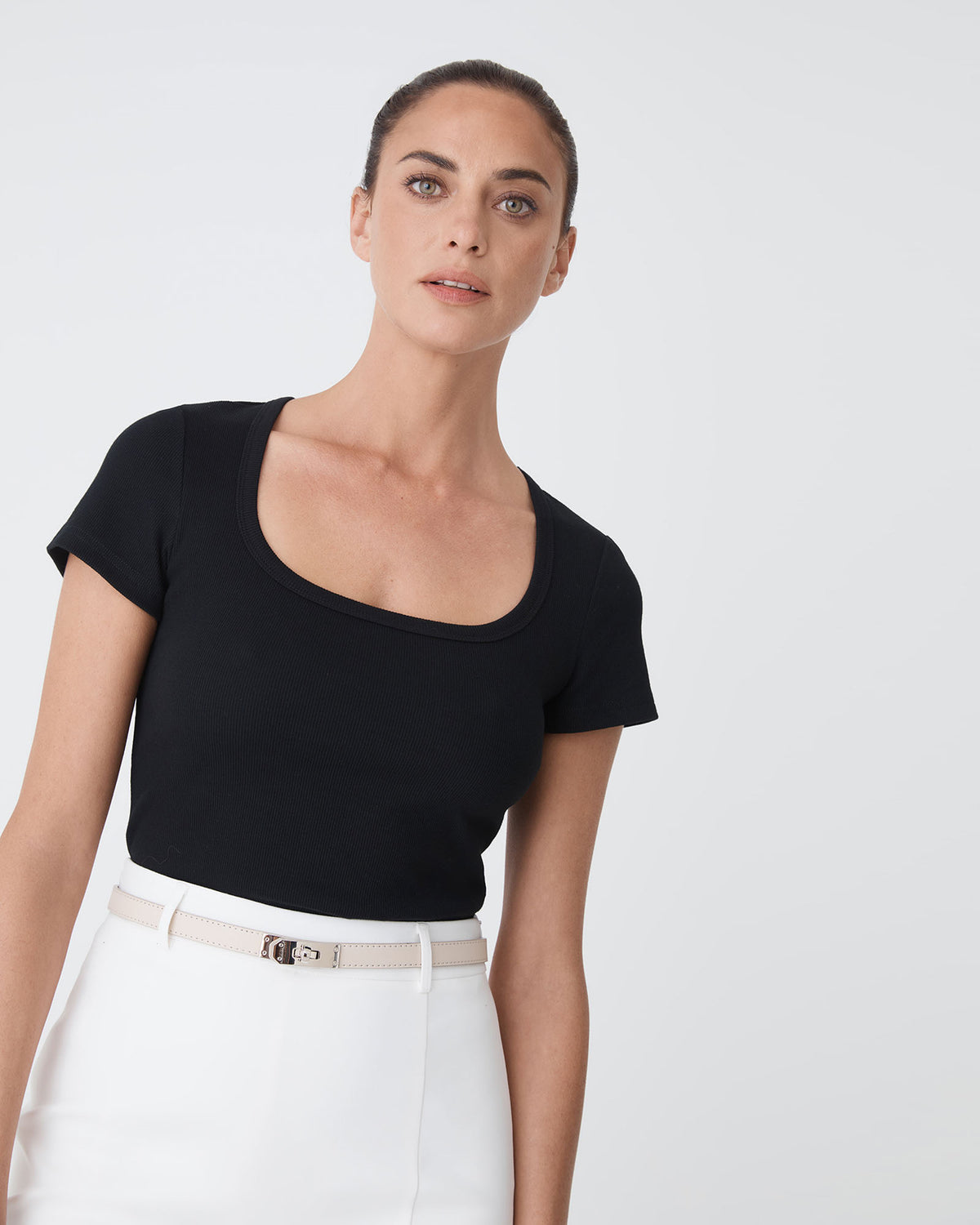 Devon Scoop Neck Rib Tee in black — fabric detail